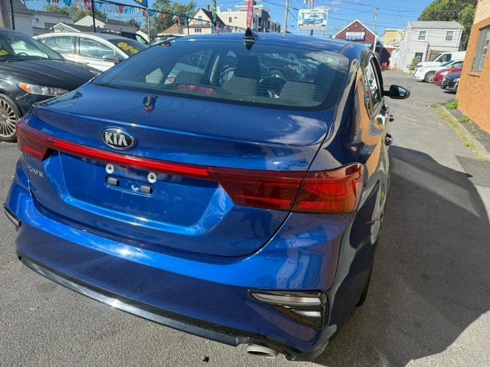 2019 Kia Forte - Image 12 of 20