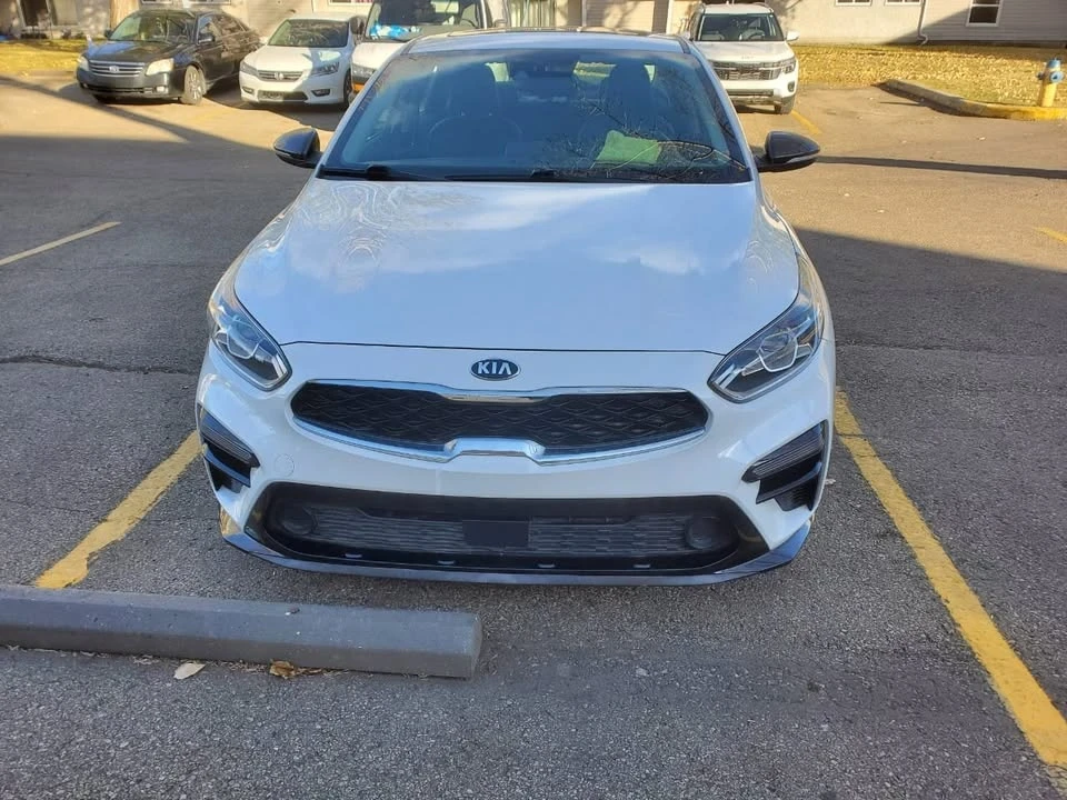 2019 Kia Forte - Image 3 of 12