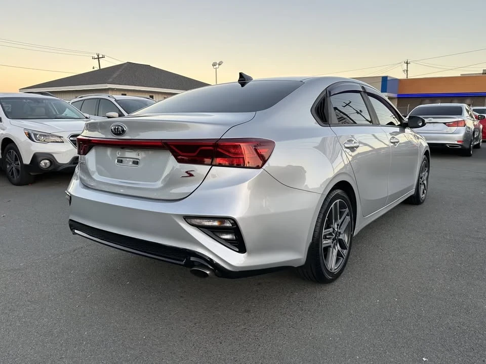2019 Kia Forte - Image 6 of 18