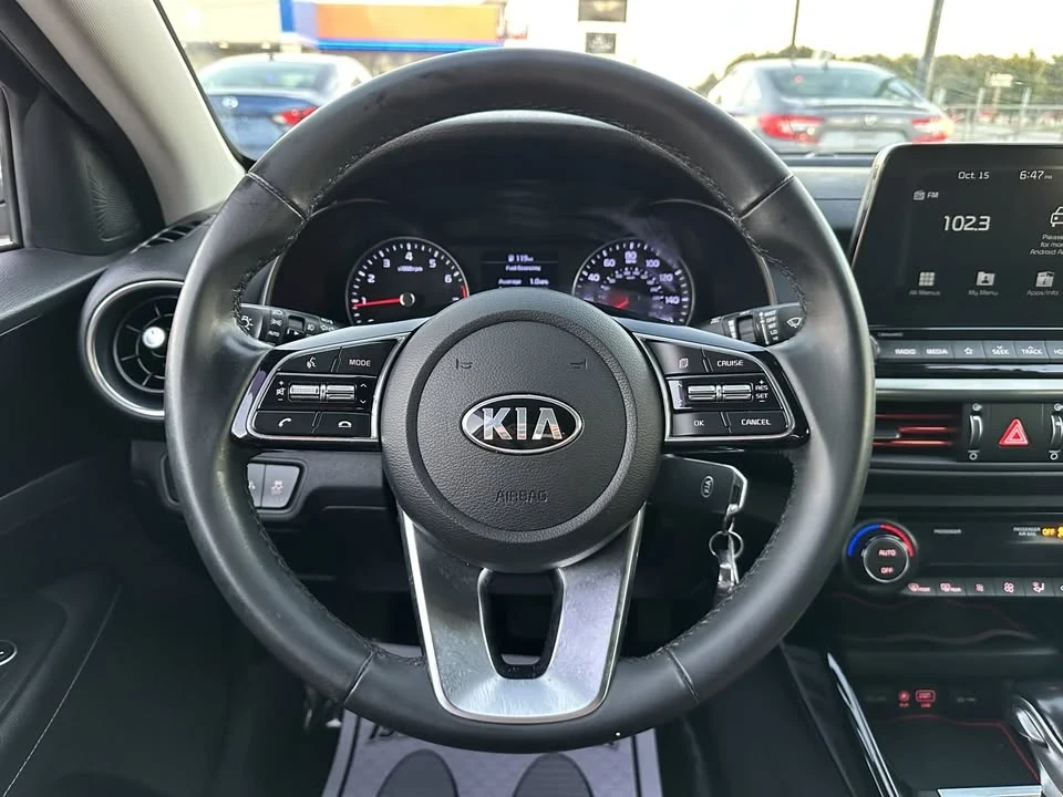 2019 Kia Forte - Image 13 of 18