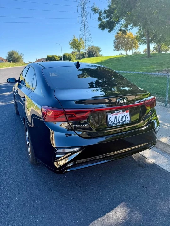 2019 Kia Forte - Image 5 of 7