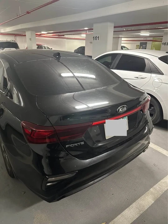 2019 Kia Forte - Image 5 of 11
