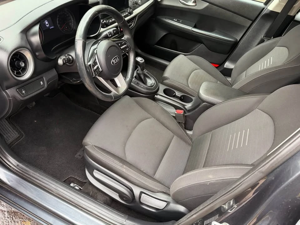 2019 Kia Forte - Image 13 of 16