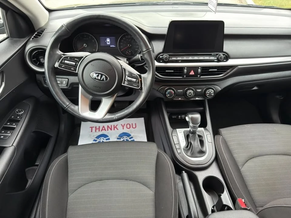 2019 Kia Forte - Image 2 of 19