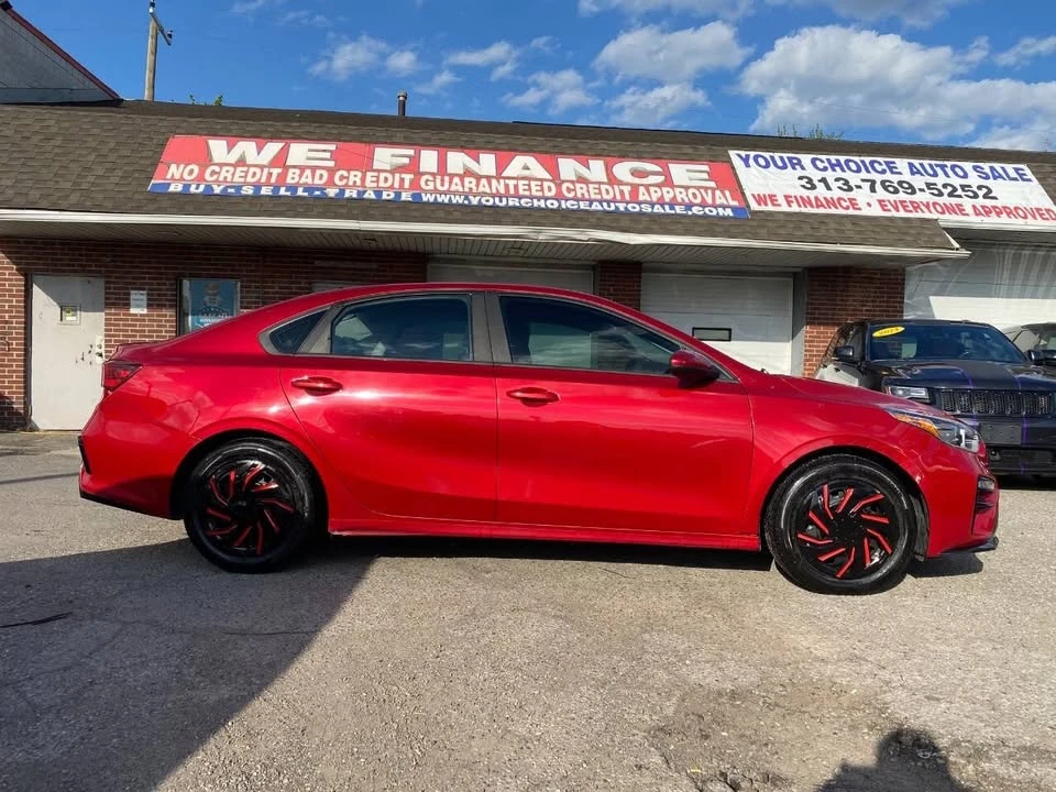 2019 Kia Forte - Image 5 of 18