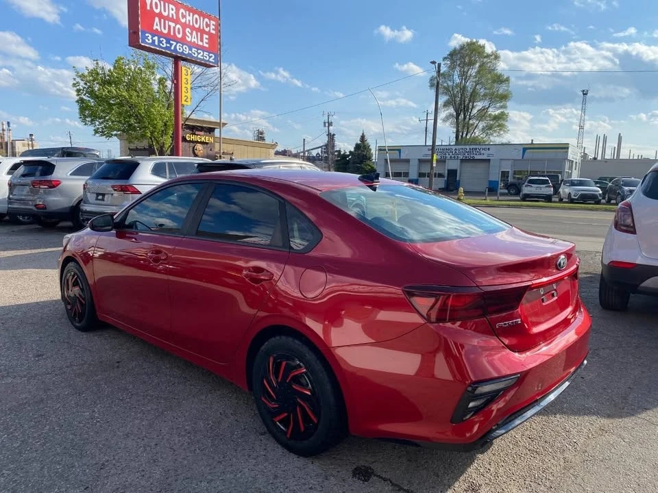 2019 Kia Forte - Image 7 of 18