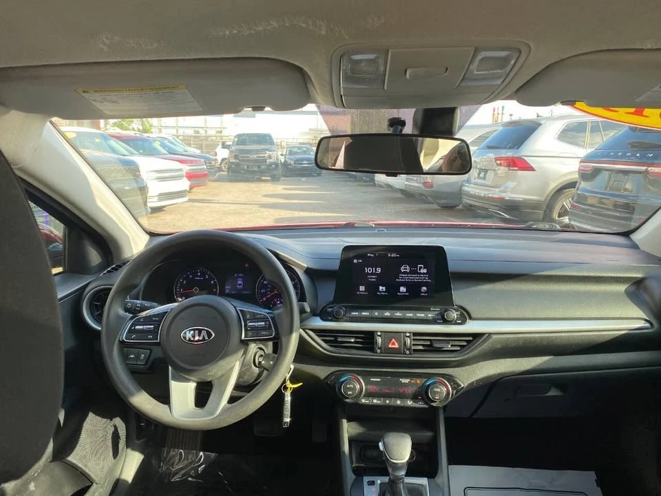 2019 Kia Forte - Image 16 of 18