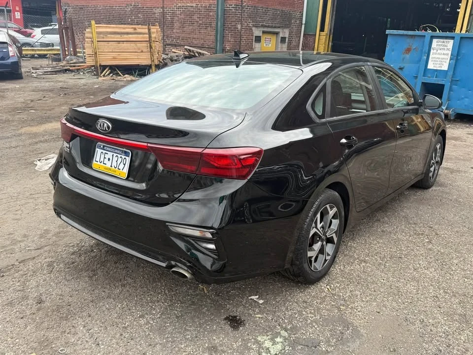 2019 Kia Forte - Image 5 of 8