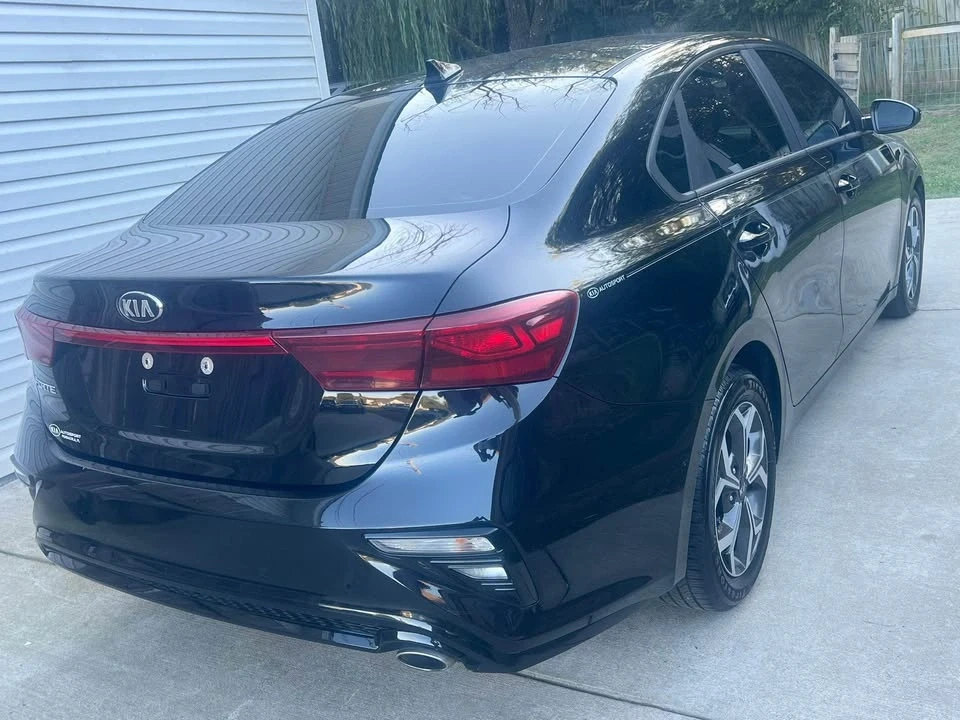 2019 Kia Forte - Image 4 of 10