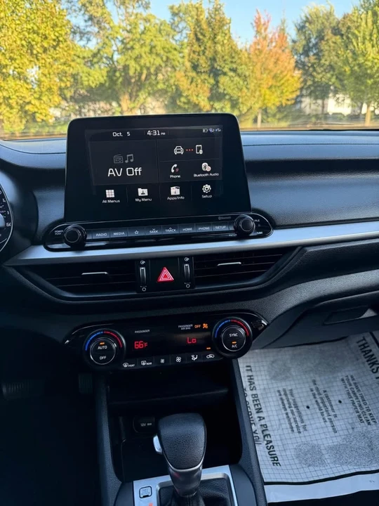 2019 Kia Forte - Image 14 of 16