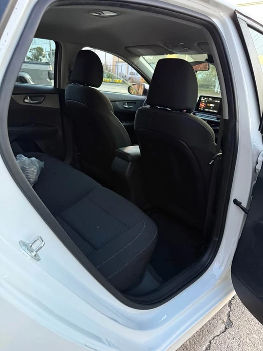 2019 Kia Forte - Image 12 of 14