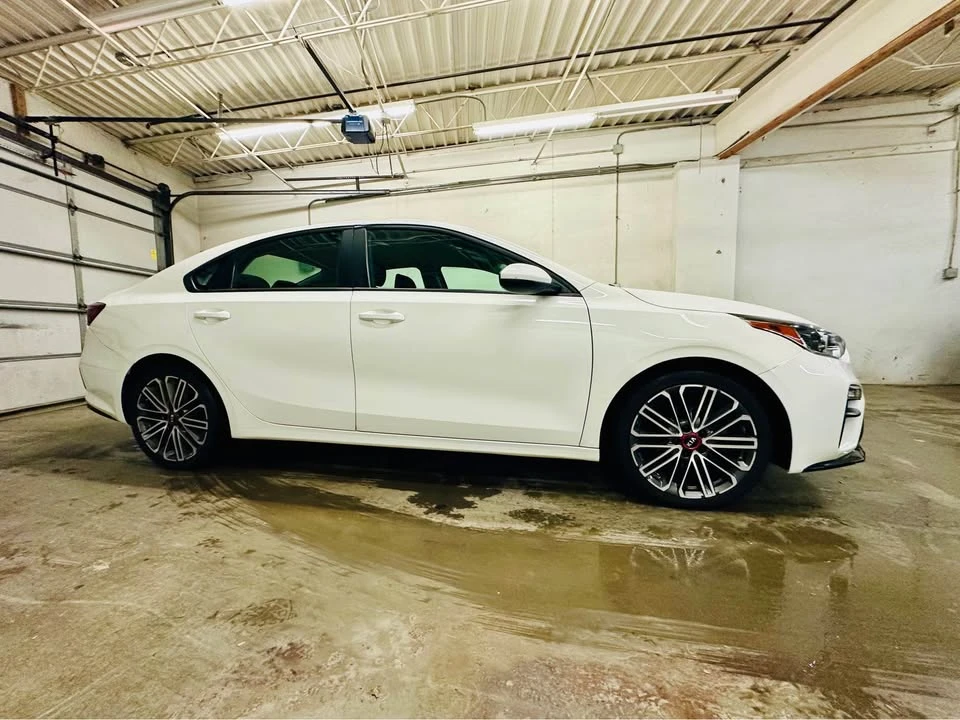 2019 Kia Forte - Image 4 of 16