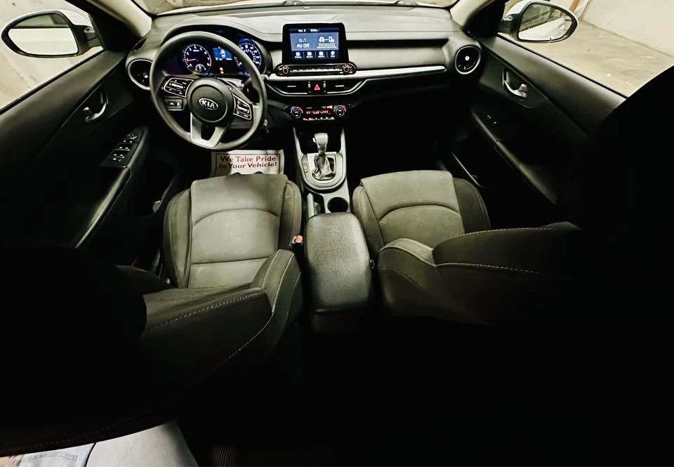2019 Kia Forte - Image 14 of 16