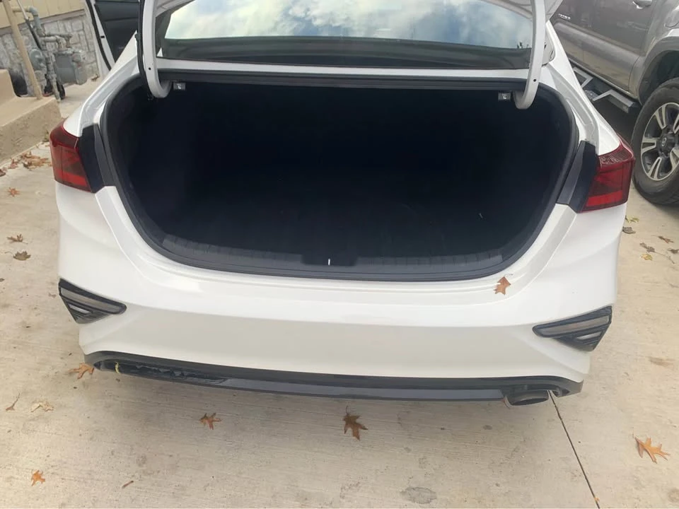 2019 Kia Forte - Image 5 of 9