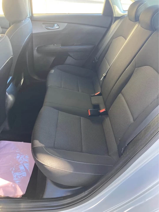 2019 Kia Forte - Image 2 of 4