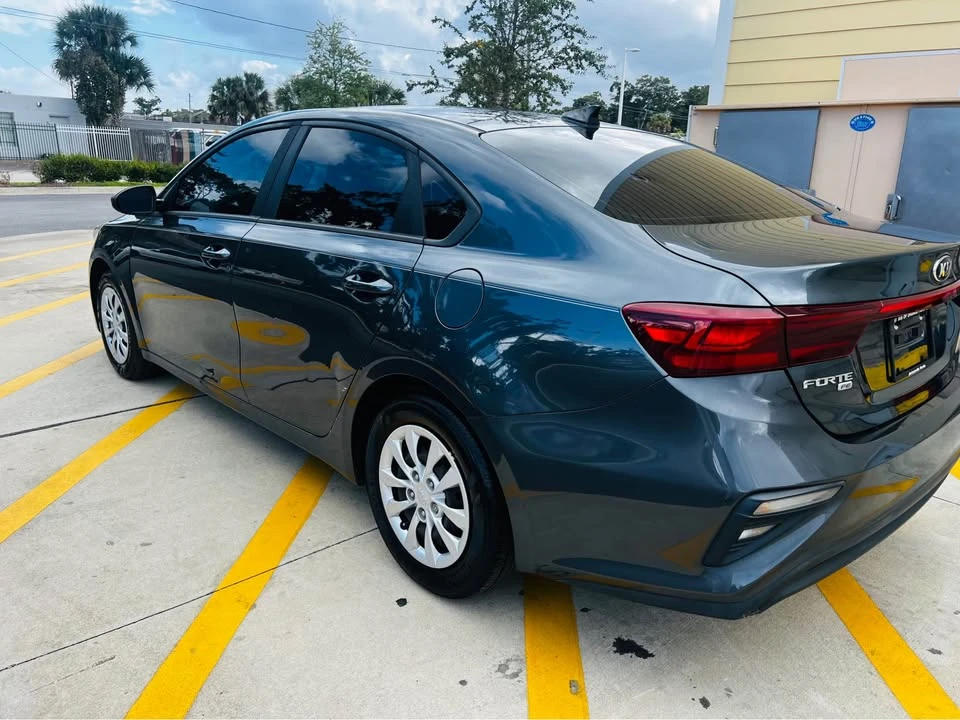 2019 Kia Forte - Image 4 of 8