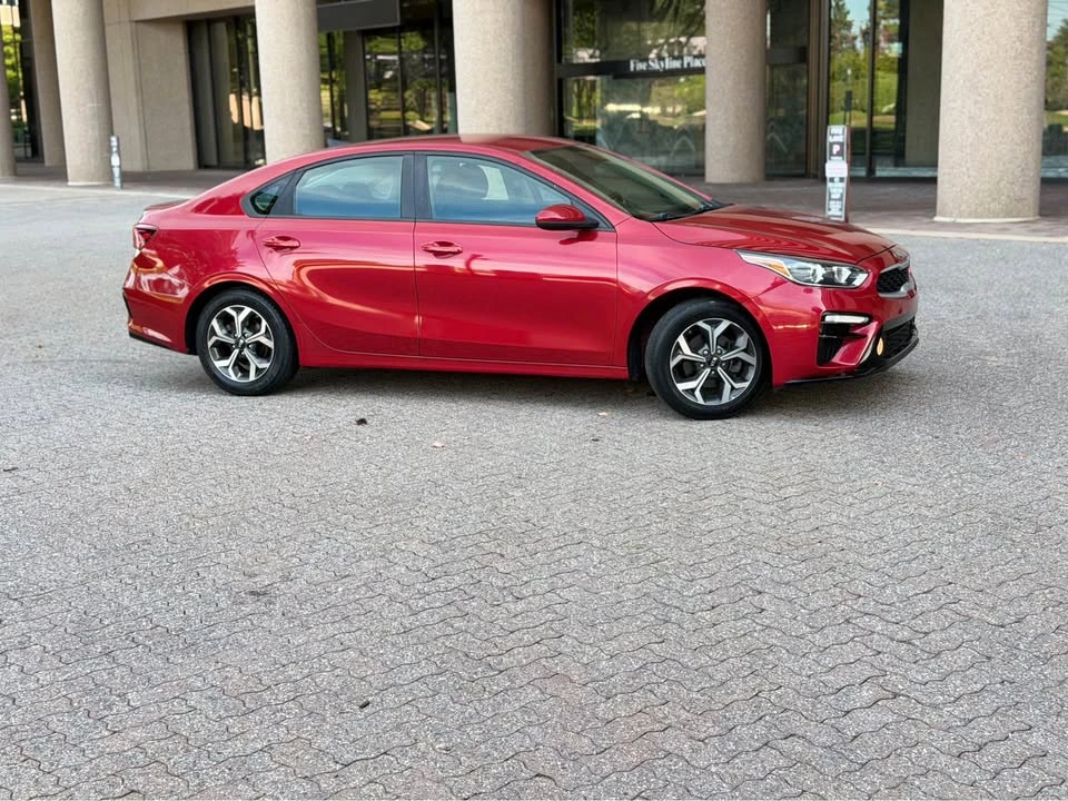 2019 Kia Forte - Image 3 of 12