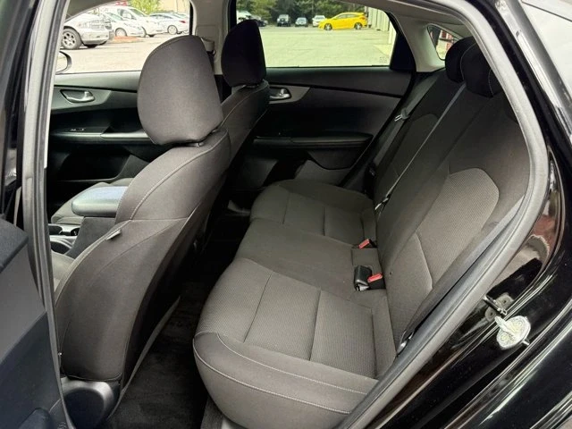2019 Kia Forte - Image 5 of 19