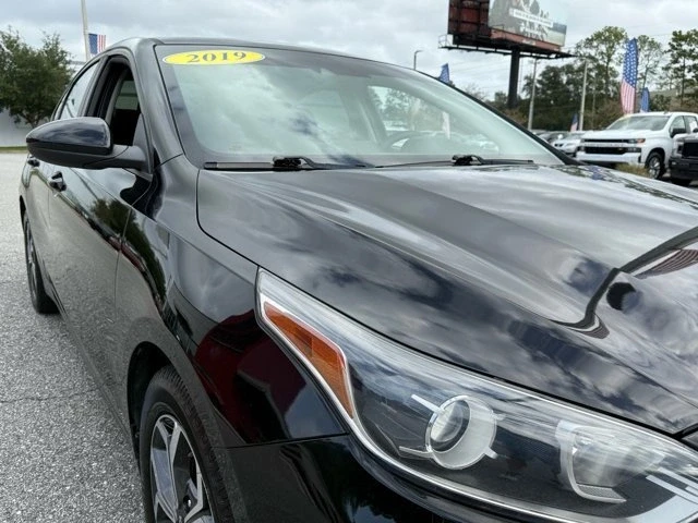 2019 Kia Forte - Image 18 of 19