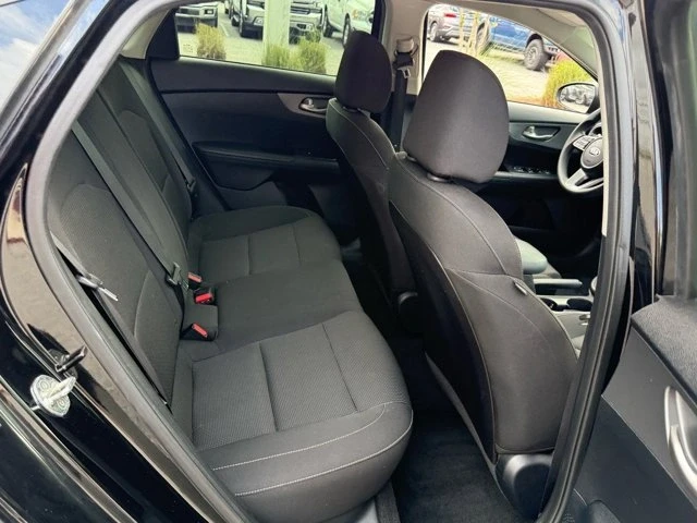 2019 Kia Forte - Image 16 of 19