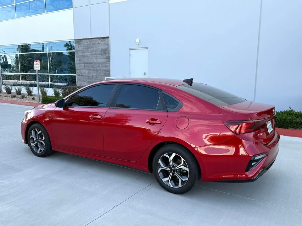 2019 Kia Forte - Image 5 of 9