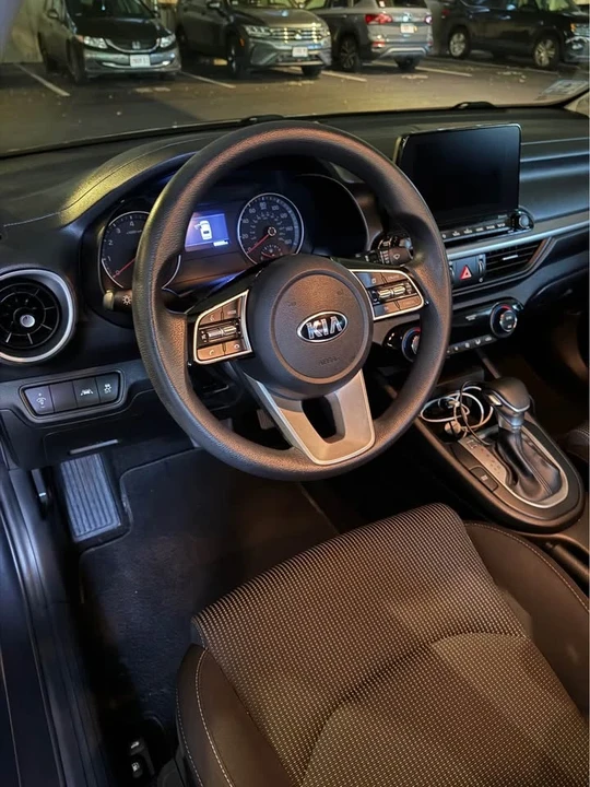 2019 Kia Forte - Image 7 of 9