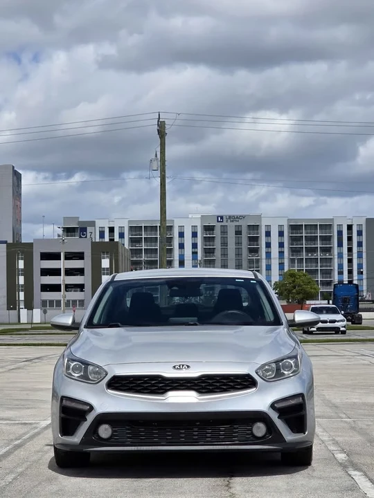 2019 Kia Forte - Image 12 of 14