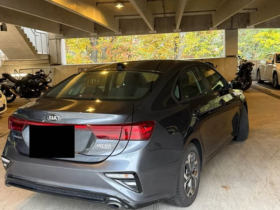 2019 Kia Forte - Image 4 of 9