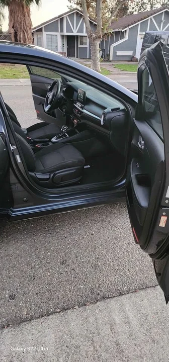 2019 Kia Forte - Image 14 of 17