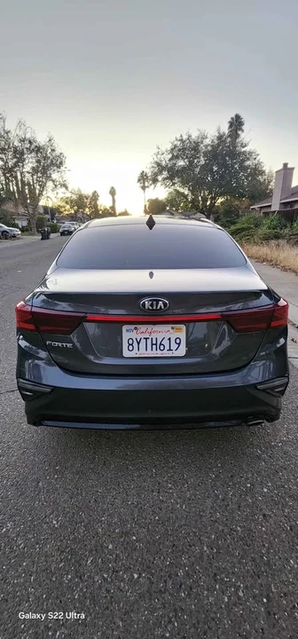 2019 Kia Forte - Image 15 of 17