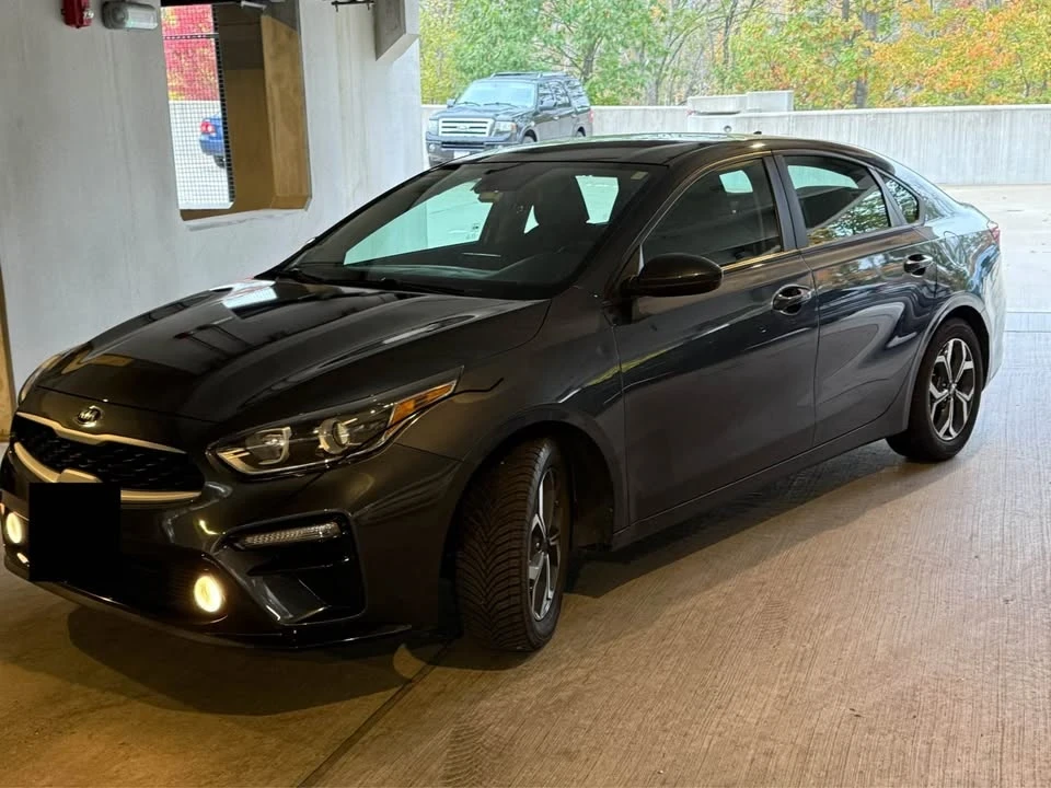 2019 Kia Forte - Image 2 of 9