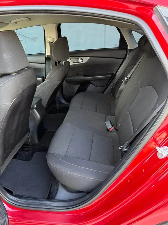 2019 Kia Forte - Image 2 of 8