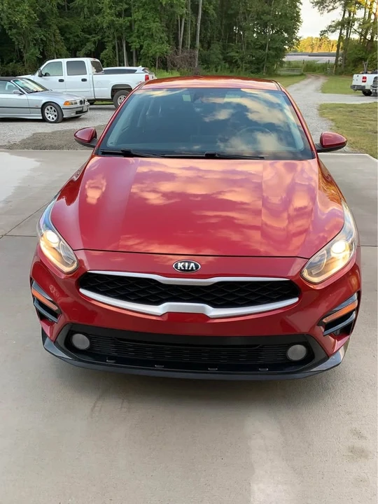 2019 Kia Forte - Image 4 of 15