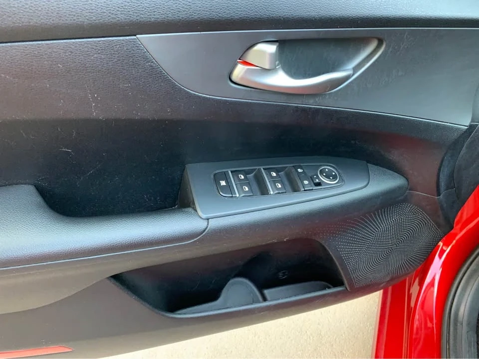 2019 Kia Forte - Image 13 of 15