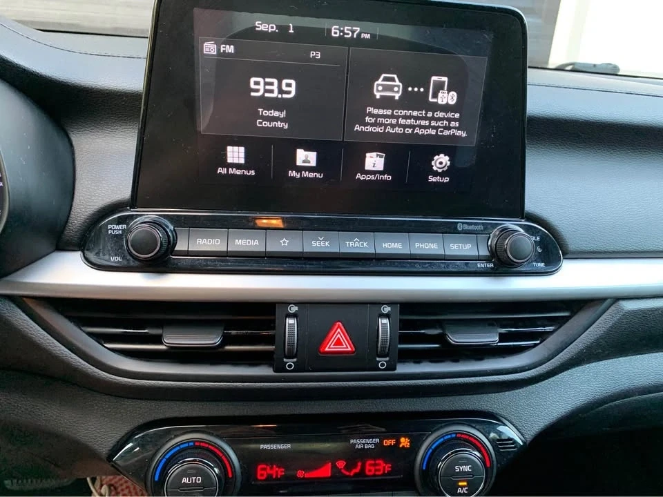2019 Kia Forte - Image 9 of 15