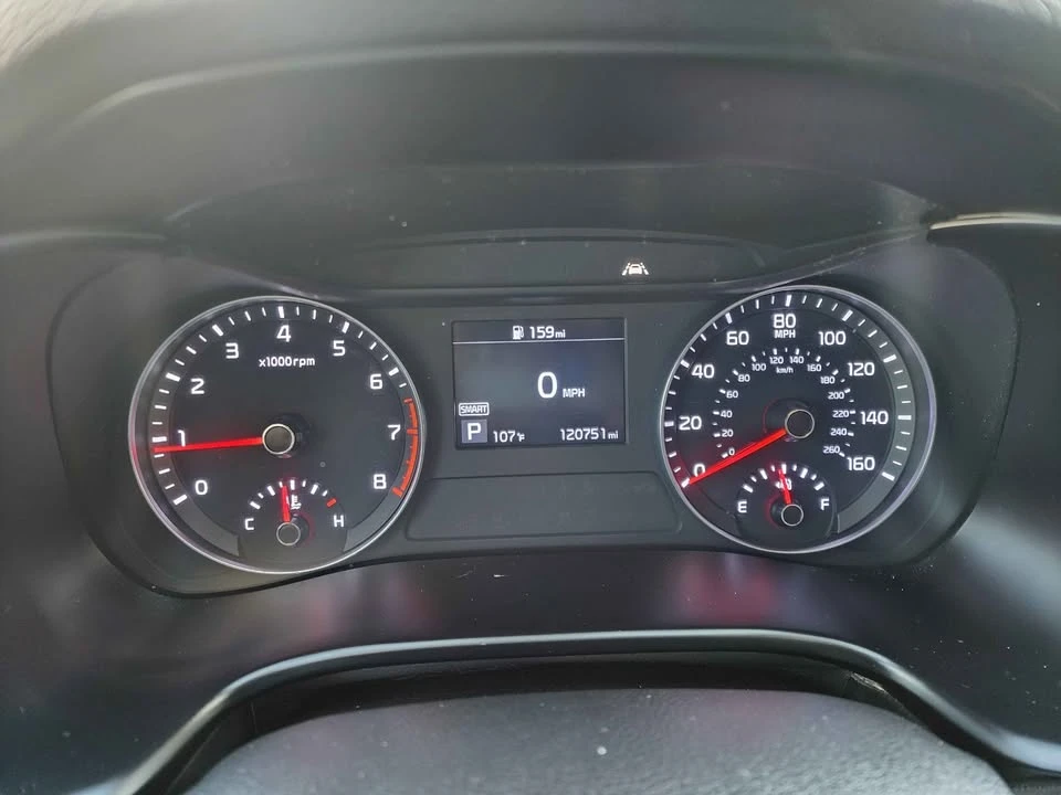 2019 Kia Forte - Image 10 of 17