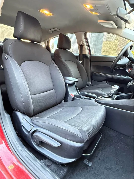 2019 Kia Forte - Image 9 of 16