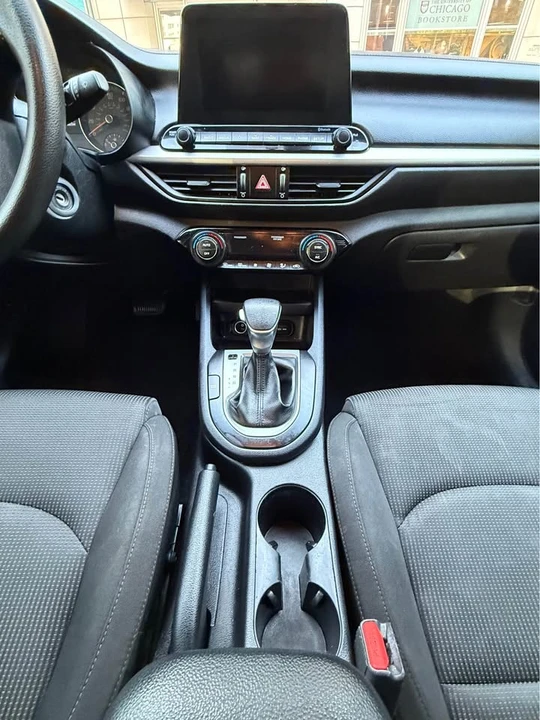 2019 Kia Forte - Image 5 of 16