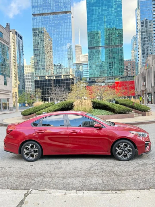 2019 Kia Forte - Image 2 of 16