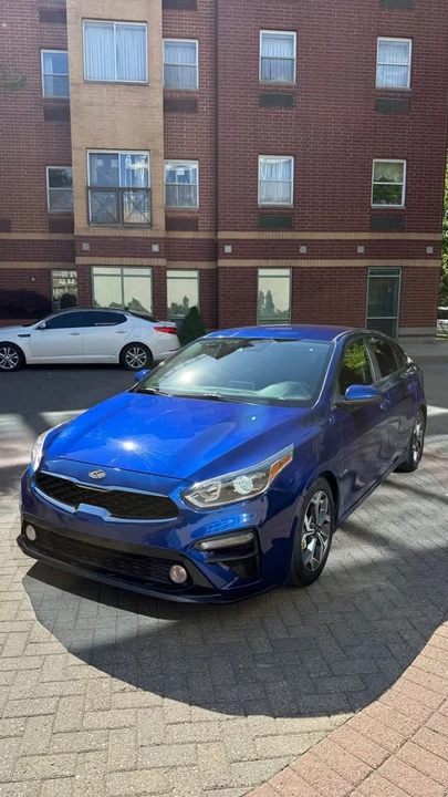 2019 Kia Forte - Image 3 of 12