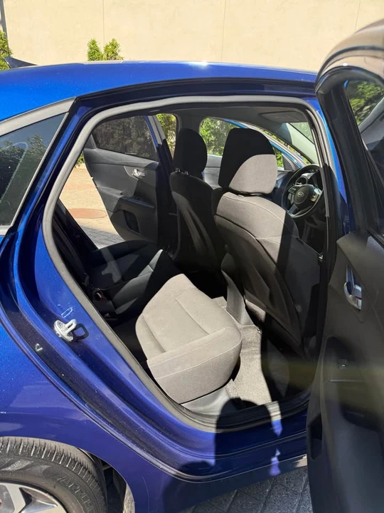 2019 Kia Forte - Image 7 of 12