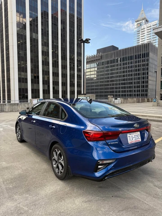 2019 Kia Forte - Image 6 of 16