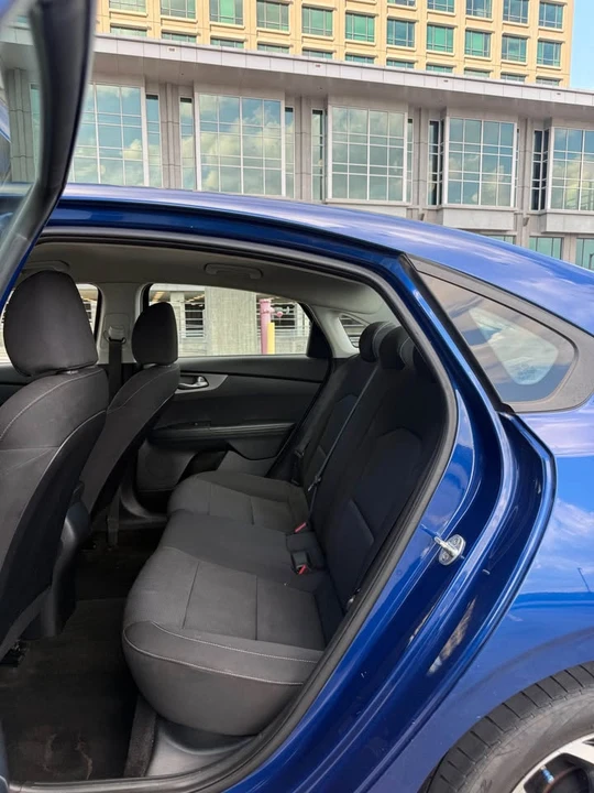 2019 Kia Forte - Image 12 of 16