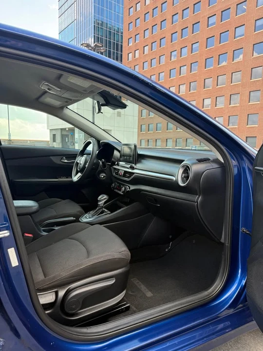 2019 Kia Forte - Image 14 of 16