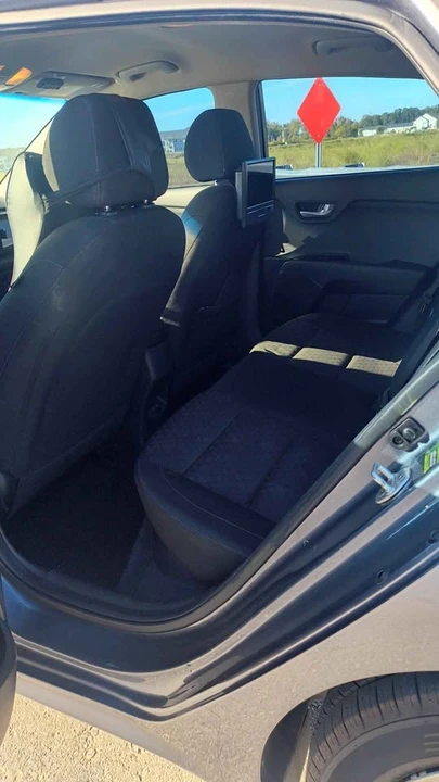 2019 Kia Forte - Image 6 of 21