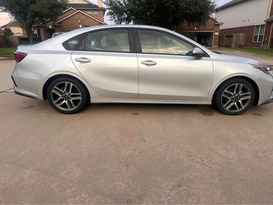 2019 Kia Forte - Image 3 of 18