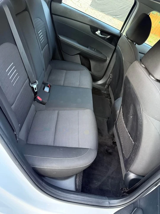 2019 Kia Forte - Image 7 of 13