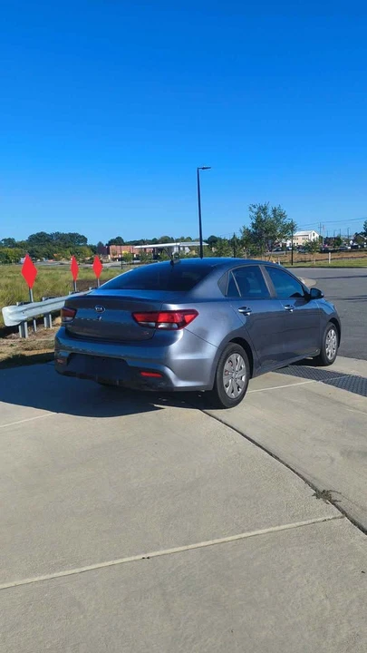 2019 Kia Forte - Image 14 of 21