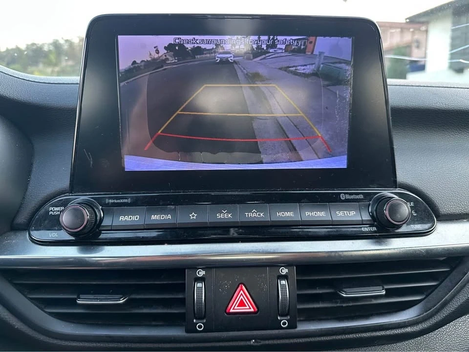 2019 Kia Forte - Image 7 of 10