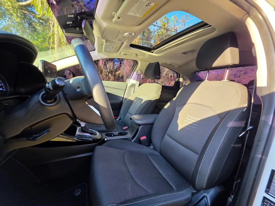 2019 Kia Forte - Image 16 of 20
